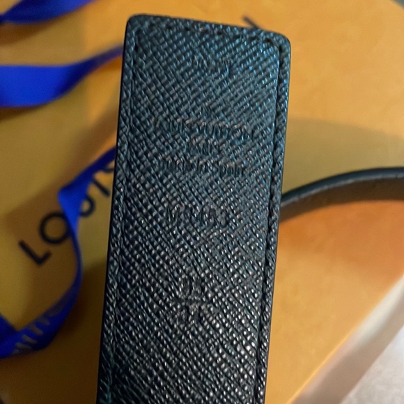 Louis Vuitton reversible monogram belt (women's) - Picture 4 of 4